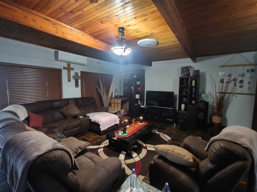 3 Bedroom Property for Sale in Rustenburg Rural North West
